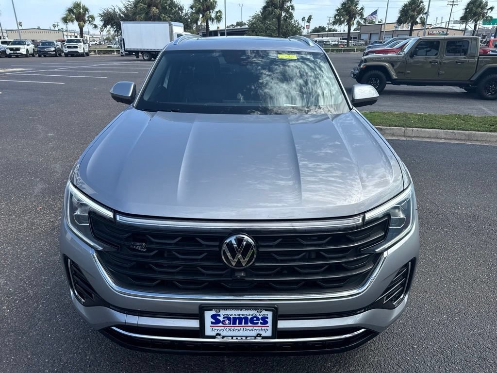 Used 2024 Volkswagen Atlas Cross Sport SEL Premium R-Line AWD/4WD image 6