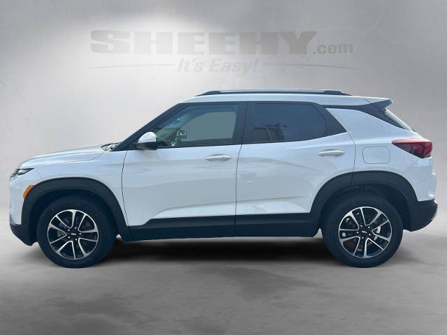 Used 2024 Chevrolet TrailBlazer LT w/ LT Cold Weather Package FWD image 15