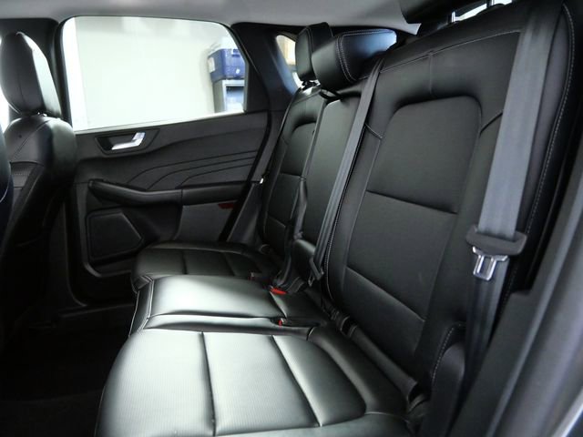 Certified 2025 Ford Escape Platinum AWD/4WD image 15