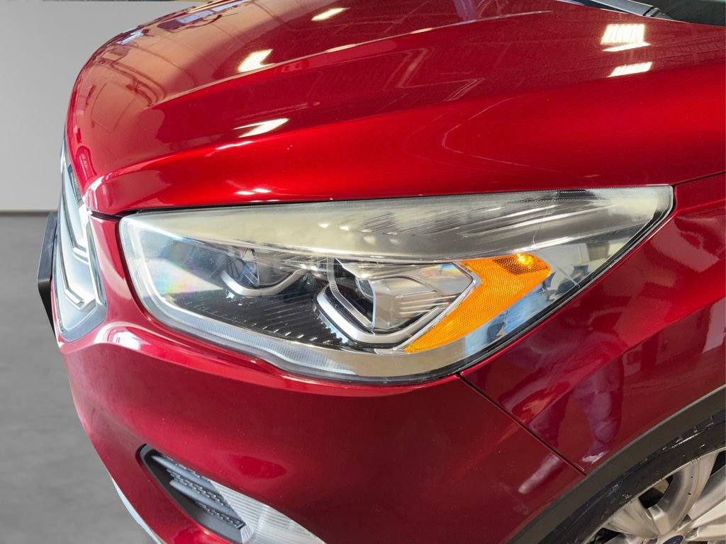Certified 2018 Ford Escape Titanium w/ Ford Safe & Smart Package AWD/4WD image 21