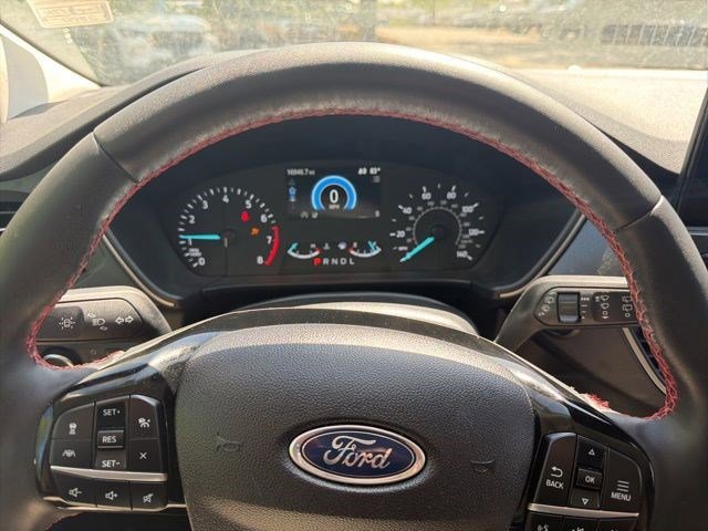 Certified 2022 Ford Escape SEL w/ SEL Stealth AWD Package image 19