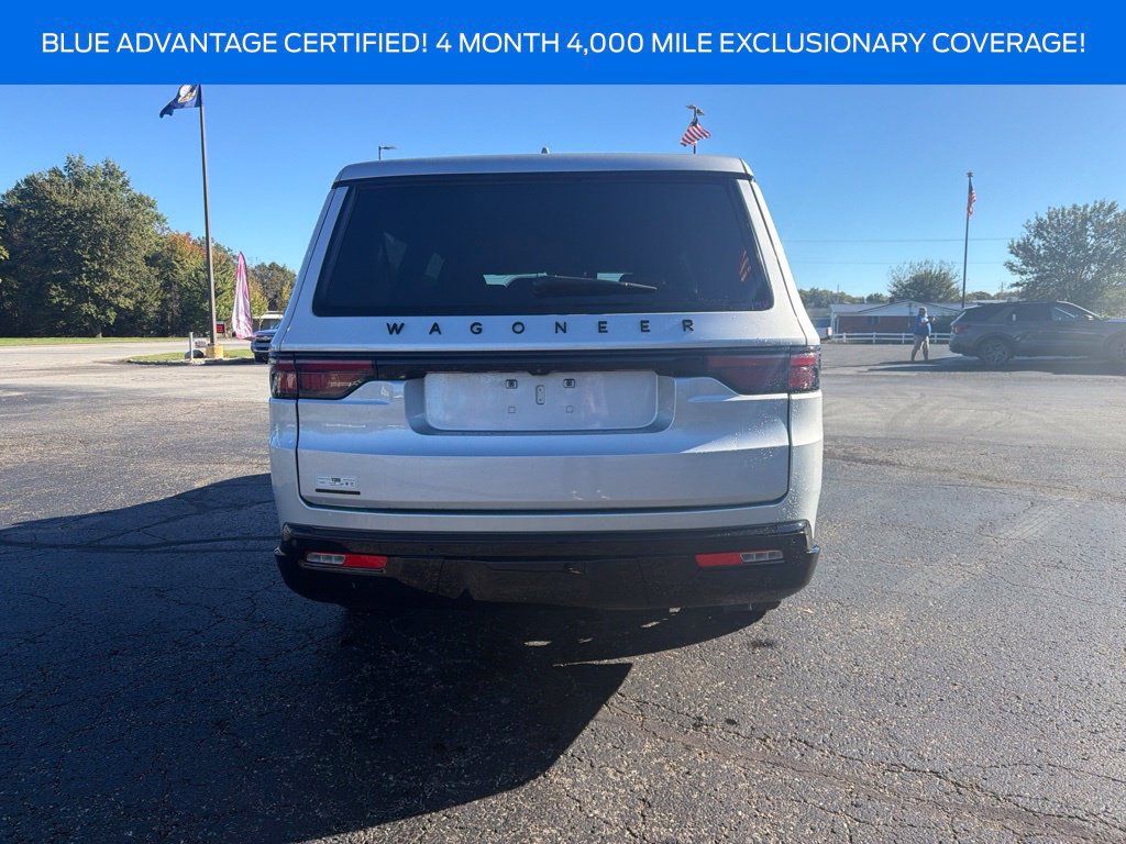 Used 2023 Jeep Wagoneer L Series II w/ Convenience Group I AWD/4WD image 5