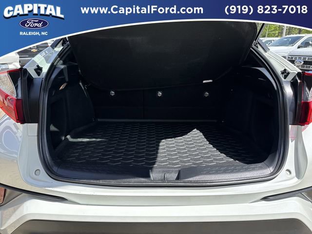 Used 2021 Toyota C-HR XLE image 17