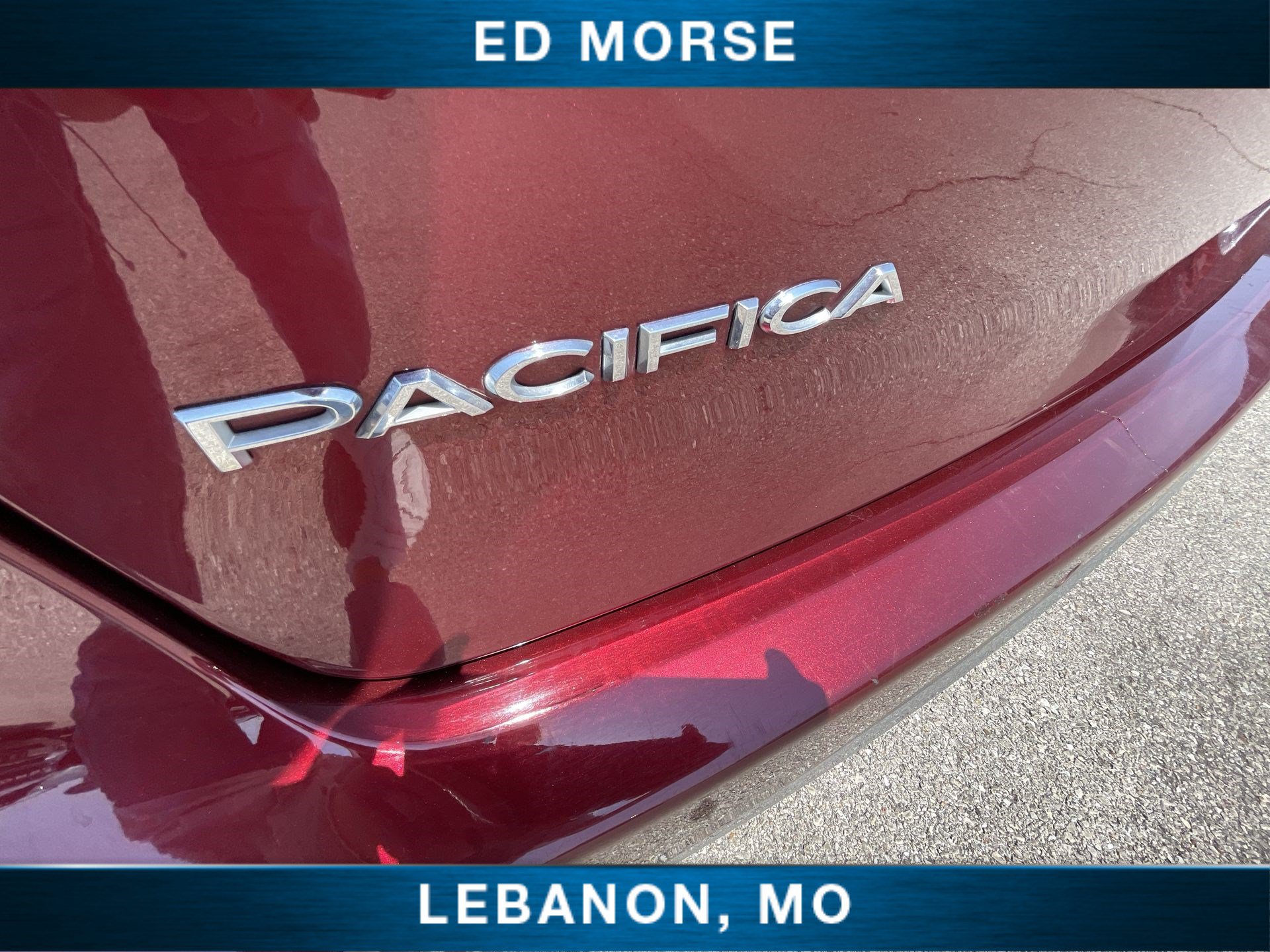 Used 2023 Chrysler Pacifica Touring-L FWD image 29