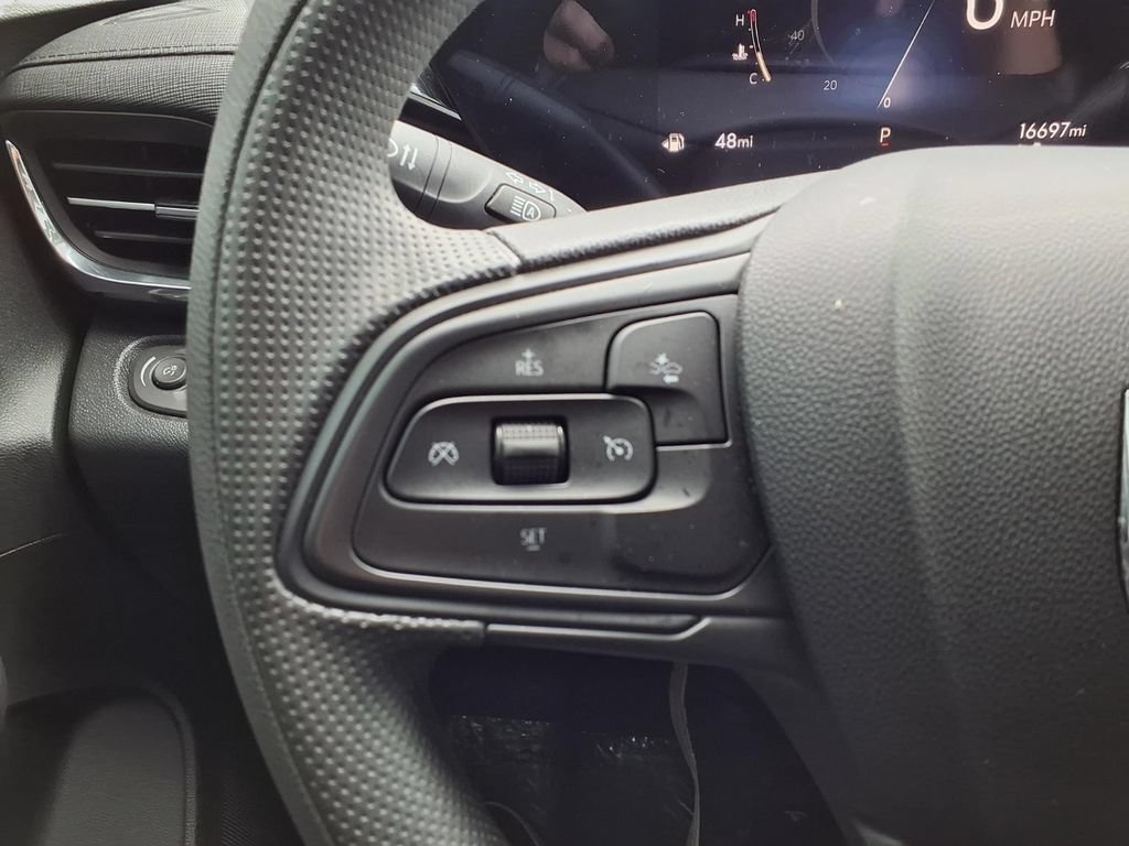 Used 2025 Buick Envista Preferred FWD image 18
