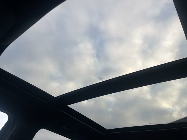 Certified 2023 Ford F150 Lightning Lariat w/ Equipment Group 511A High image 32