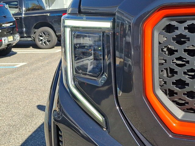 Used 2023 GMC Sierra 1500 AT4 w/ AT4 Premium Package AWD/4WD image 20