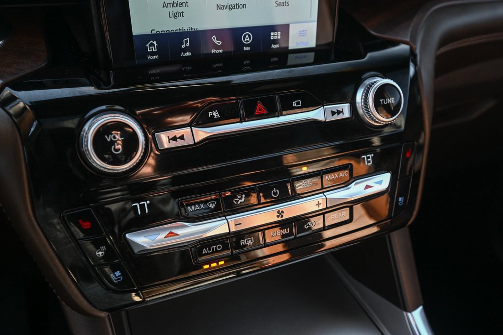 Certified 2021 Ford Explorer King Ranch w/ Premium Technology Package image 38