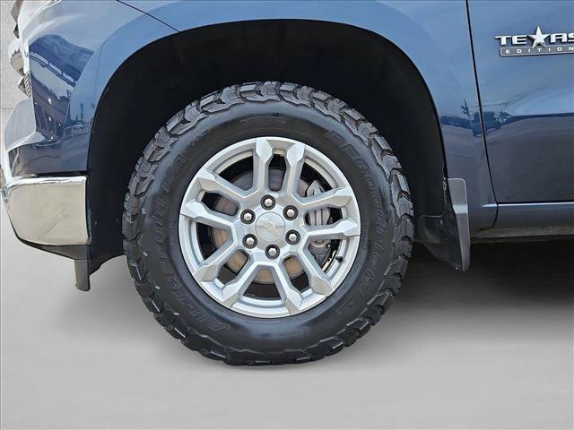 Used 2022 Chevrolet Silverado 1500 LT AWD/4WD image 24