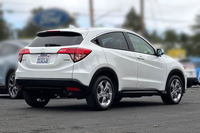 Used 2018 Honda HR-V LX image 28