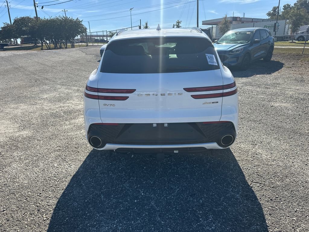 Used 2022 Genesis GV70 3.5T Sport w/ Sport Prestige Package AWD/4WD image 4