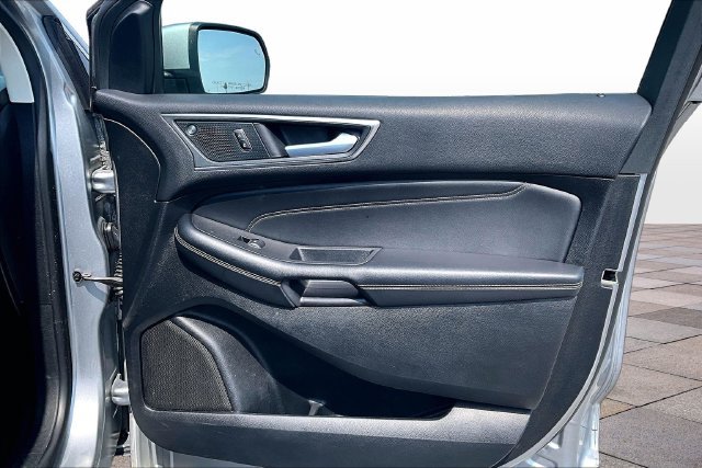 Certified 2024 Ford Edge Titanium AWD/4WD image 26