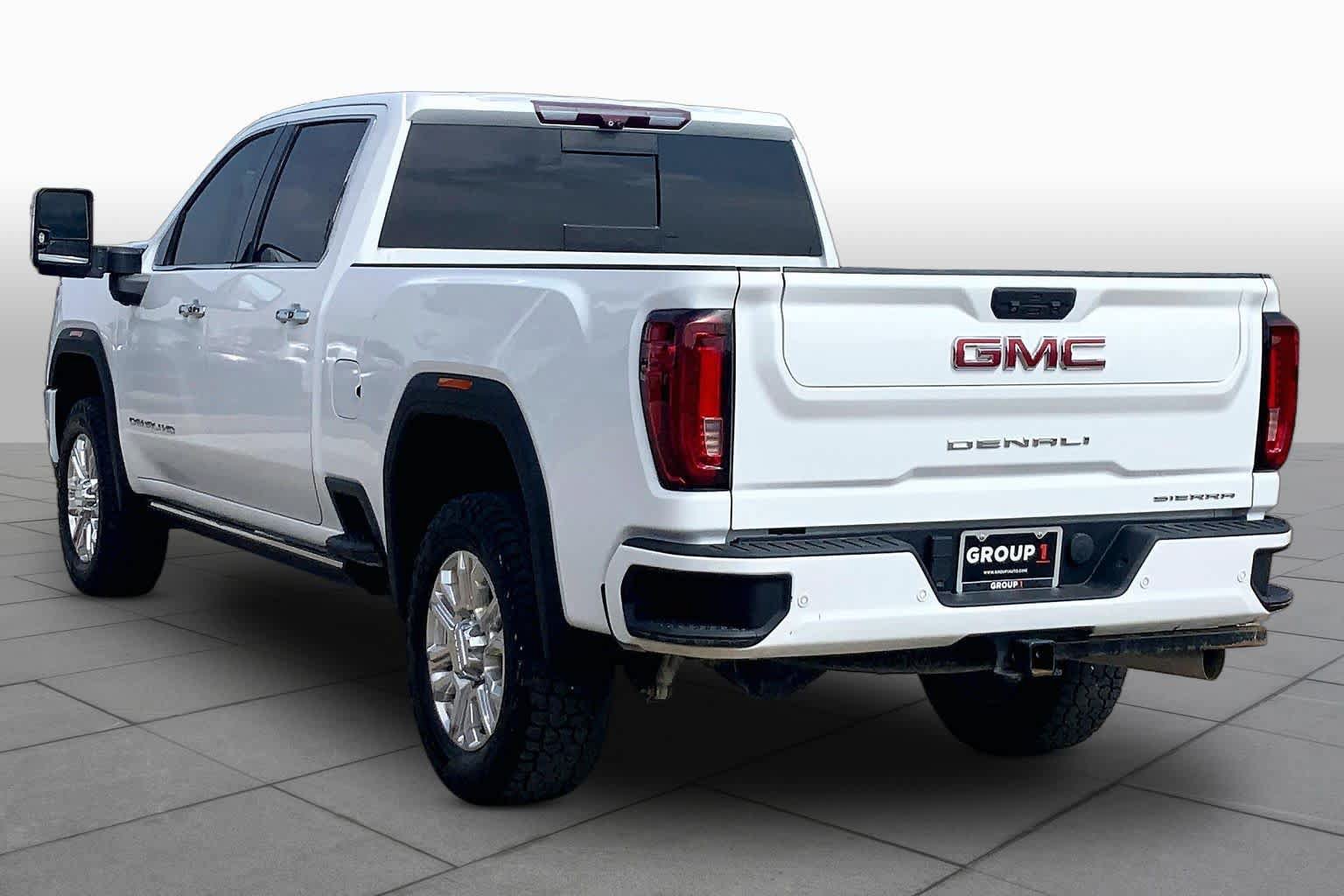 Used 2022 GMC Sierra 2500 Denali w/ Denali Ultimate Package AWD/4WD image 11
