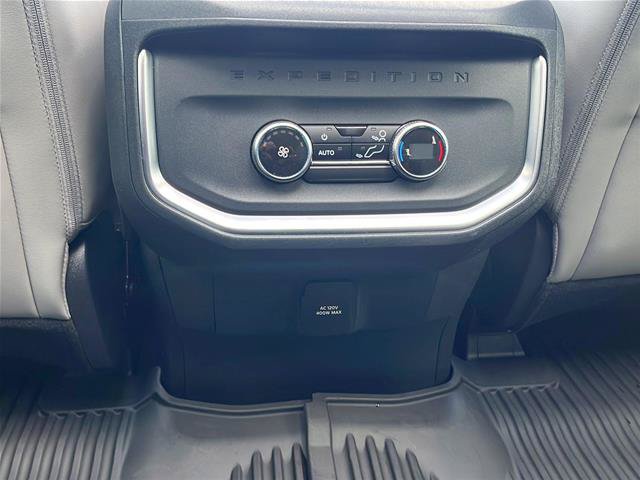 Certified 2026 Ford Expedition Active AWD/4WD image 29