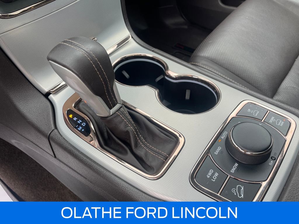 Used 2018 Jeep Grand Cherokee Summit w/ Platinum Series Group AWD/4WD image 23