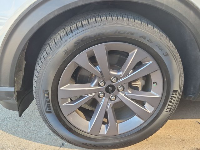 Certified 2022 Ford Explorer XLT w/ Equipment Group 202A RWD image 26