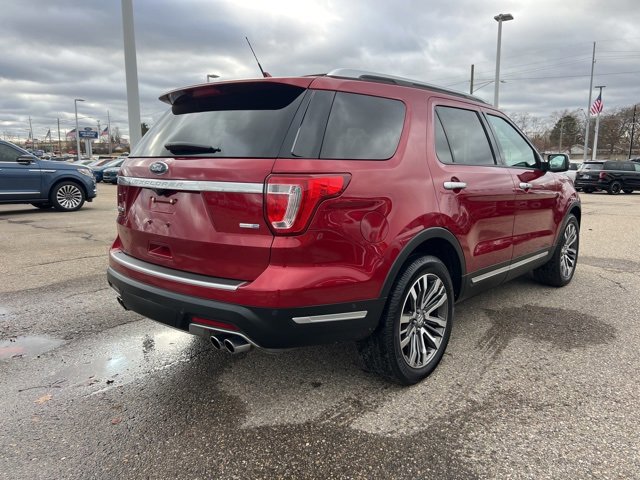 Certified 2018 Ford Explorer Platinum image 2