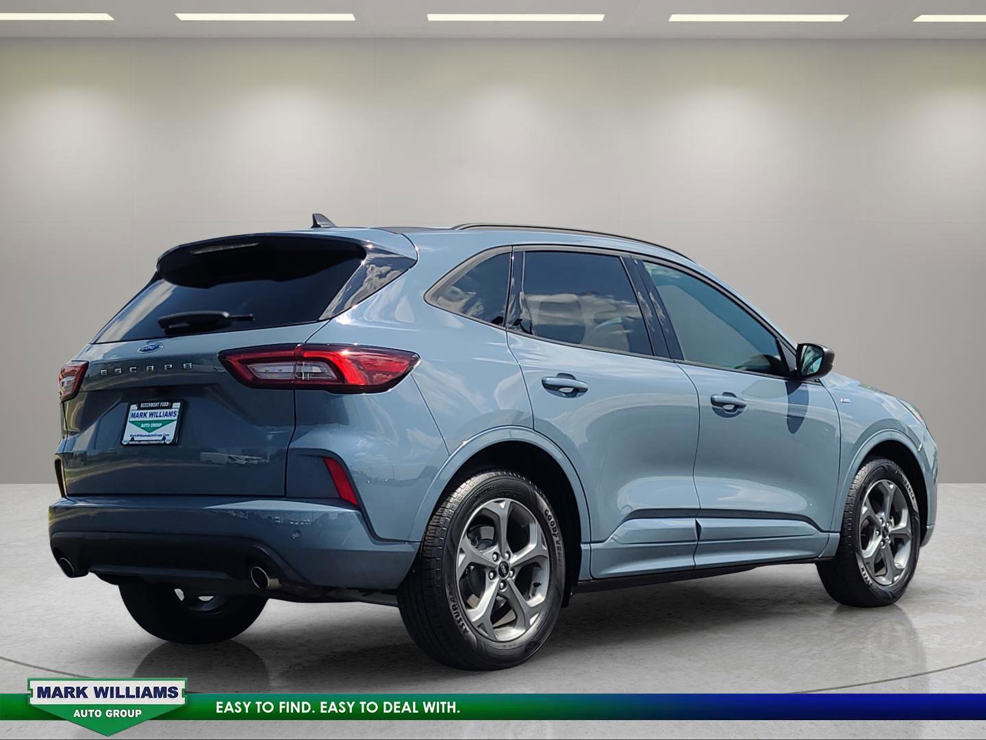 Certified 2023 Ford Escape ST-Line w/ Tech Pack #1 FWD image 5