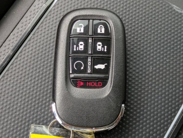 Used 2025 Honda Odyssey Touring image 29