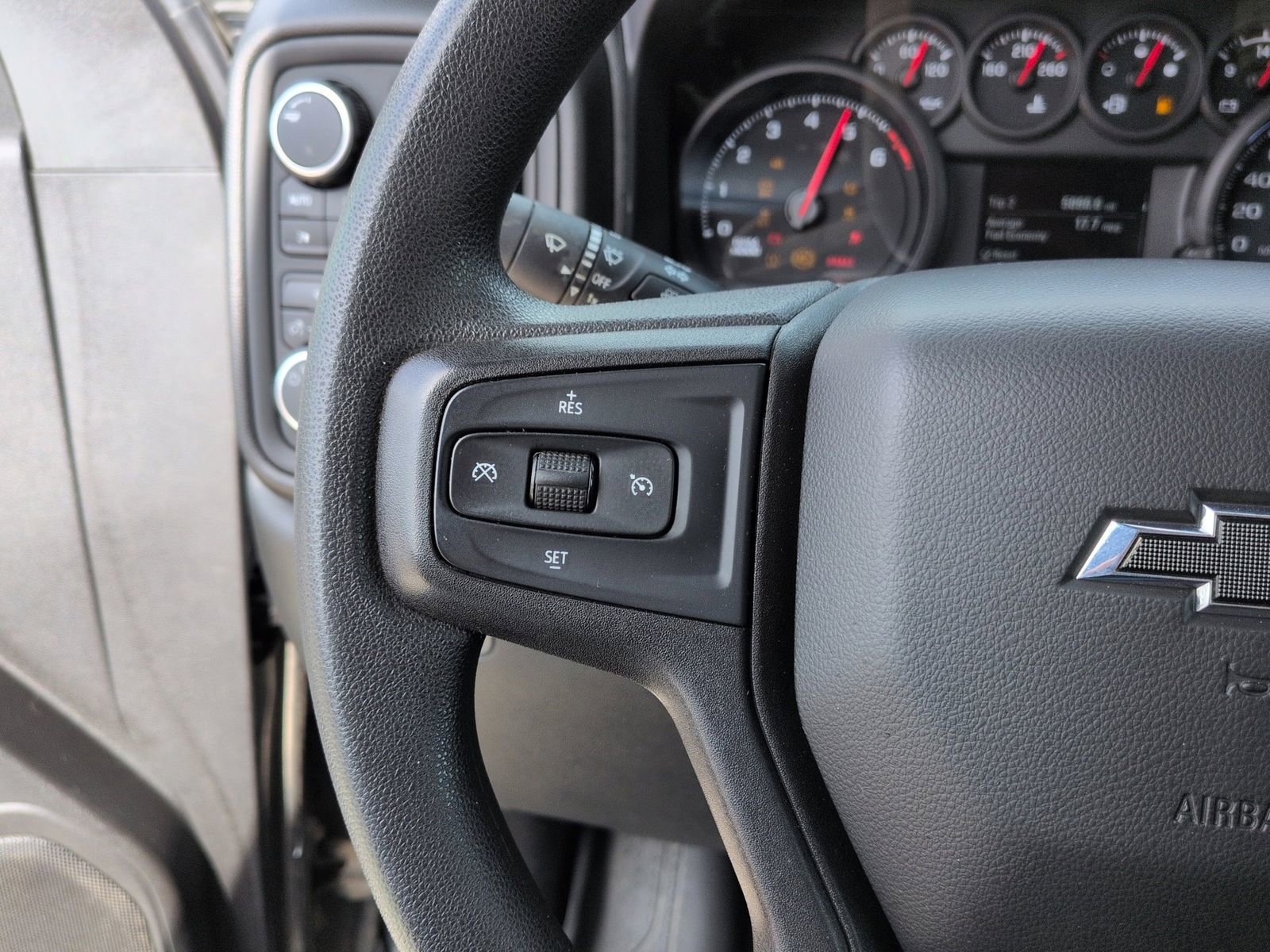 Used 2019 Chevrolet Silverado 1500 Custom Trail Boss AWD/4WD image 24