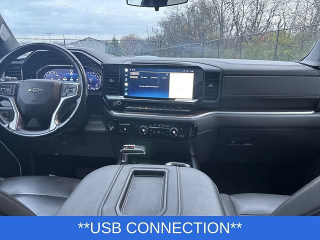 Used 2022 Chevrolet Silverado 1500 RST w/ Convenience Package II AWD/4WD image 11
