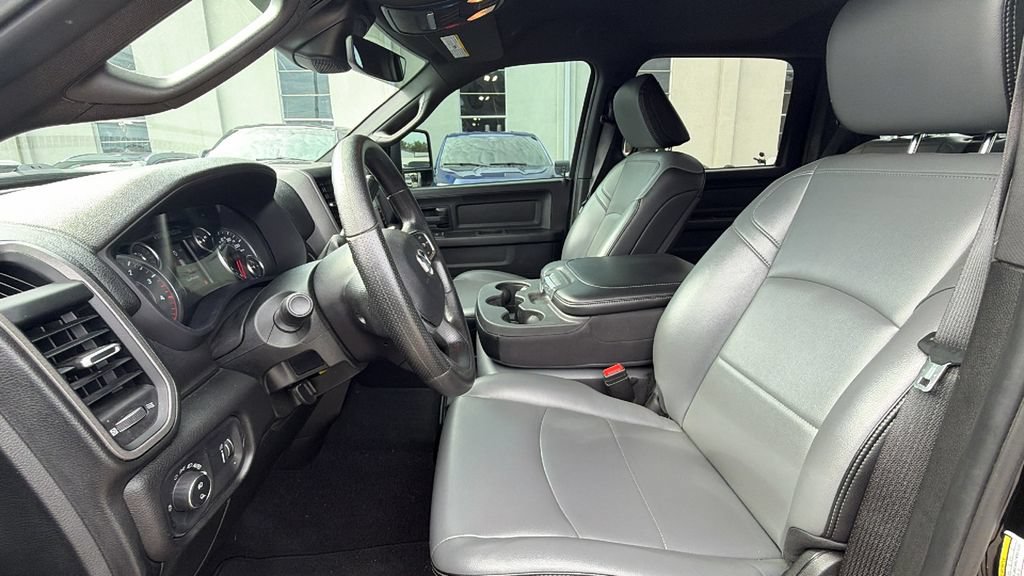 Used 2025 RAM 3500 Tradesman AWD/4WD image 23