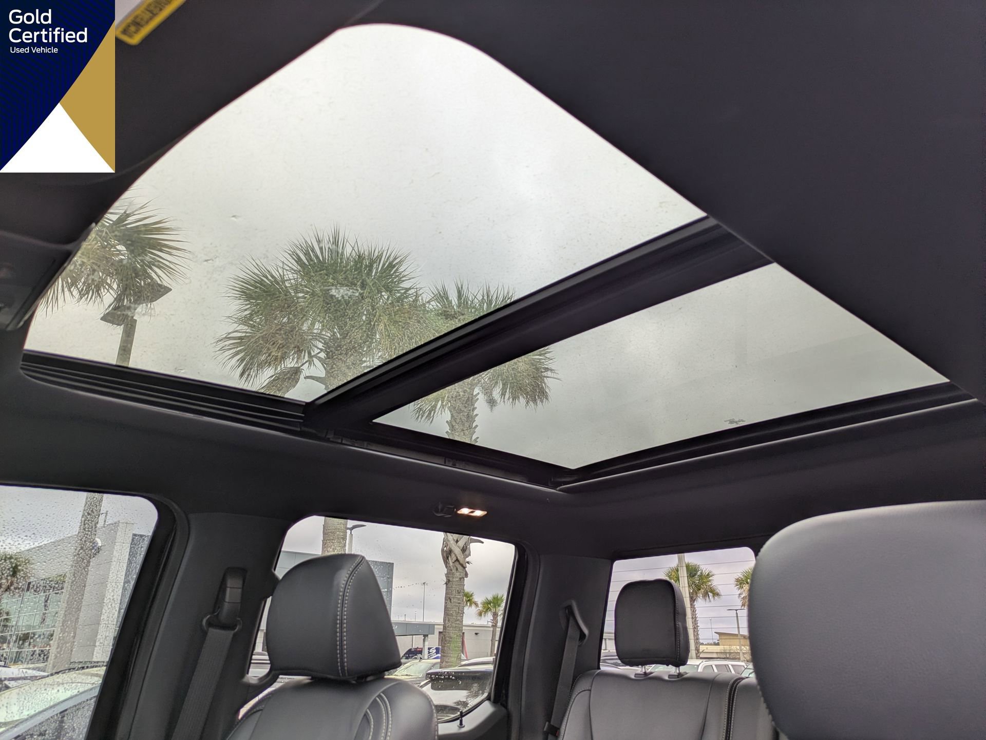 Certified 2022 Ford F250 Lariat w/ Black Appearance Package image 25