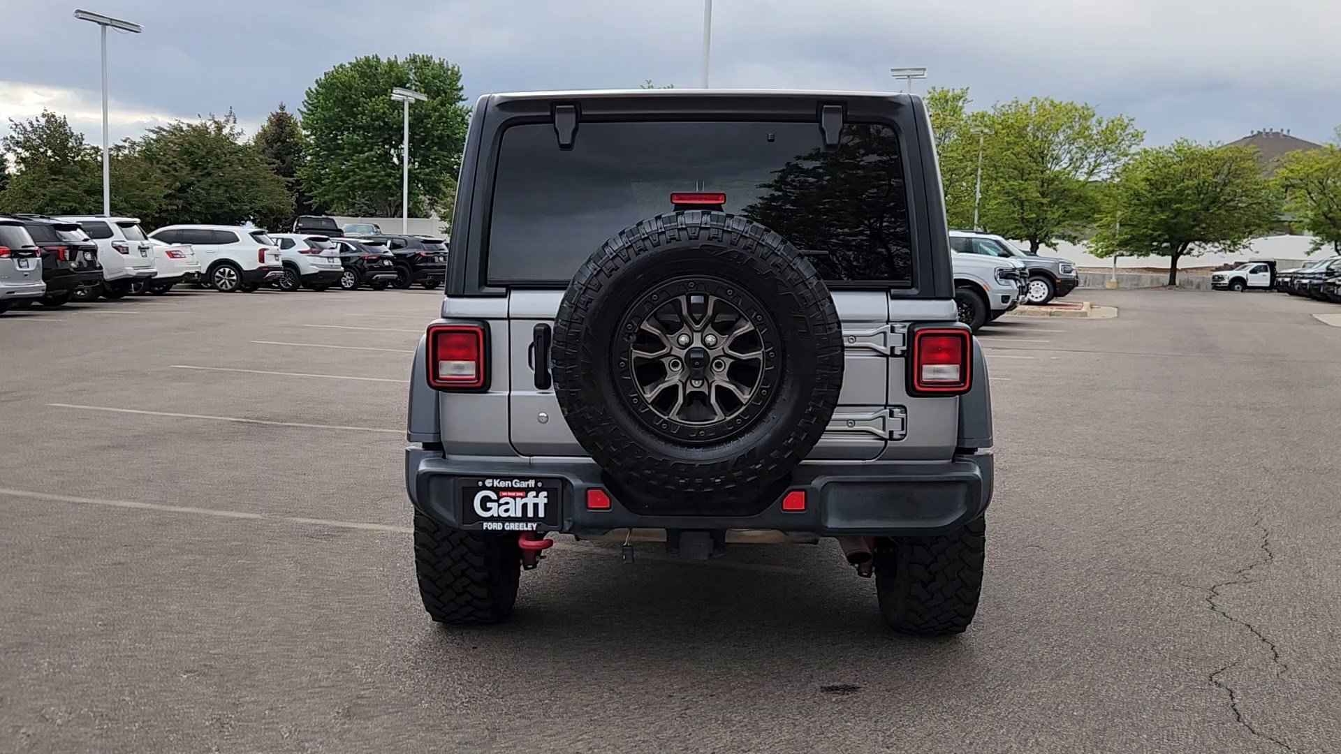 Used 2019 Jeep Wrangler Unlimited Rubicon w/ Cold Weather Group AWD/4WD image 18