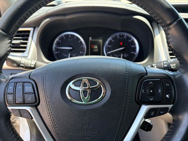 Used 2019 Toyota Highlander Limited FWD image 14