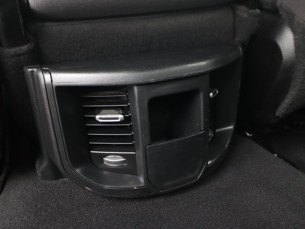 Used 2024 RAM 3500 SLT w/ Quick Order Package 2YG SLT AWD/4WD image 8