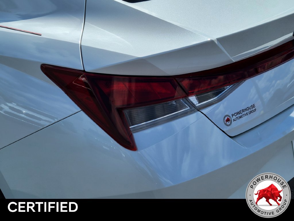 Used 2021 Hyundai Elantra SEL FWD image 13