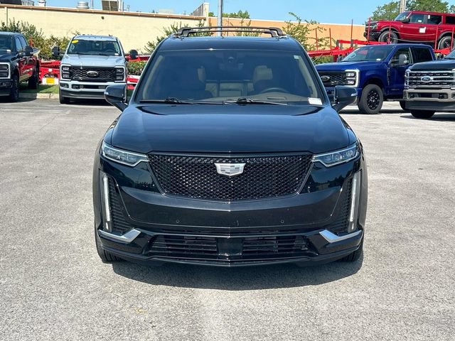 Used 2025 Cadillac XT6 Premium Luxury w/ Platinum Package AWD/4WD image 2