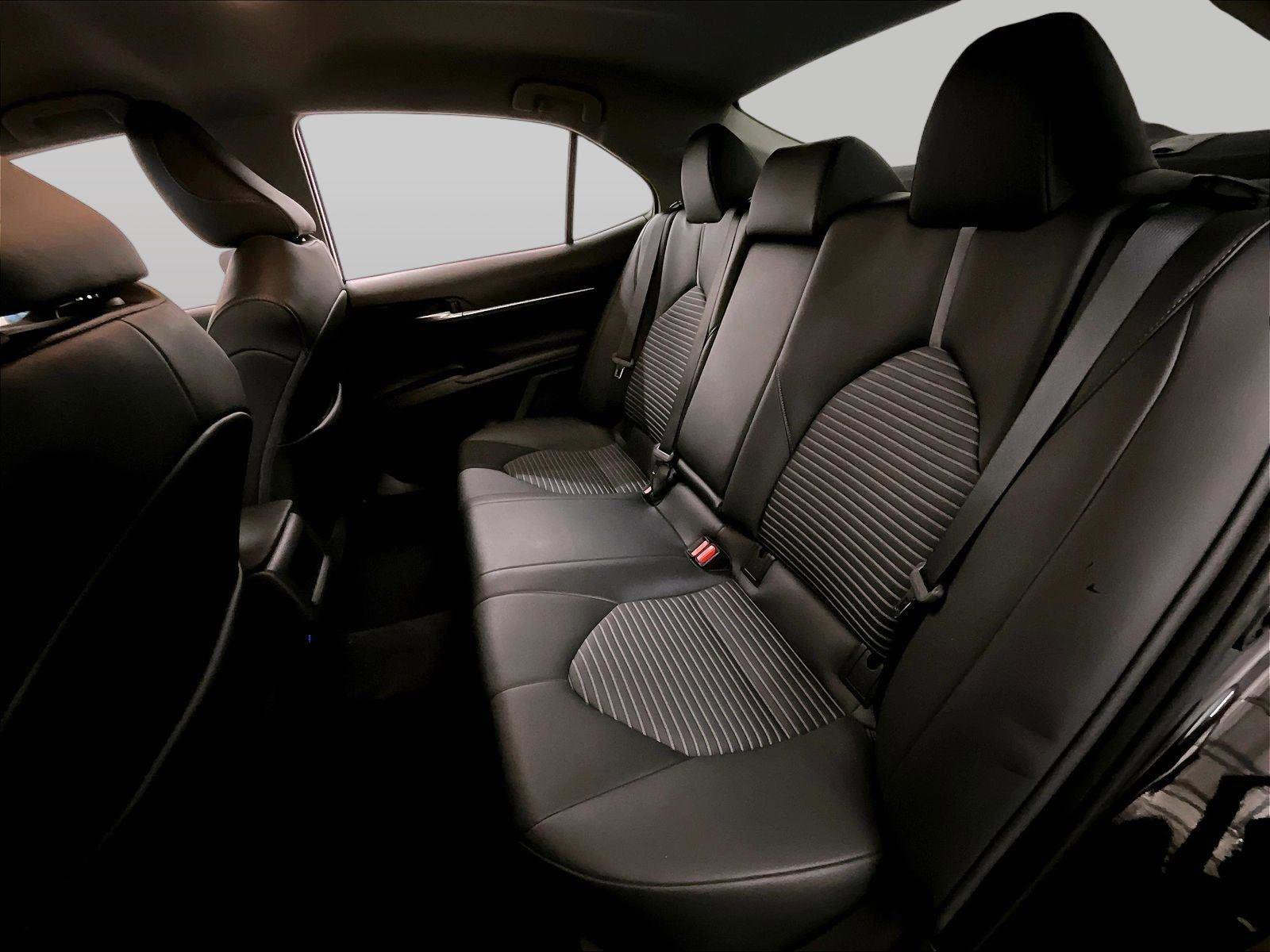 Used 2023 Toyota Camry SE FWD image 25