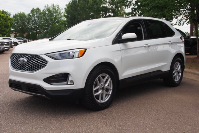 Certified 2023 Ford Edge SEL AWD/4WD image 3
