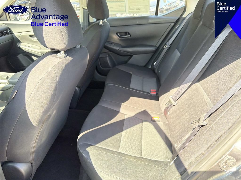 Used 2025 Nissan Sentra SV w/ All-Weather Package FWD image 13