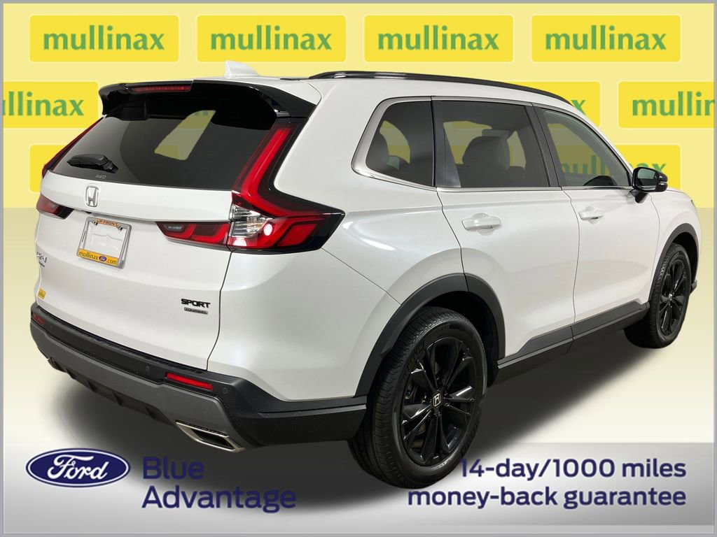 Used 2025 Honda CR-V Sport Touring image 4