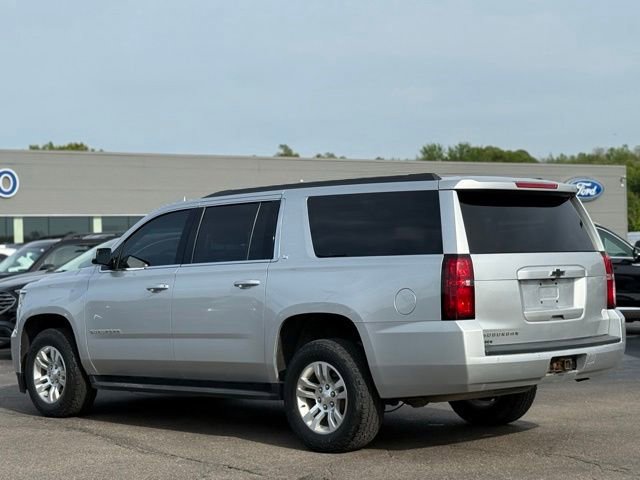 Used 2020 Chevrolet Suburban LT AWD/4WD image 36