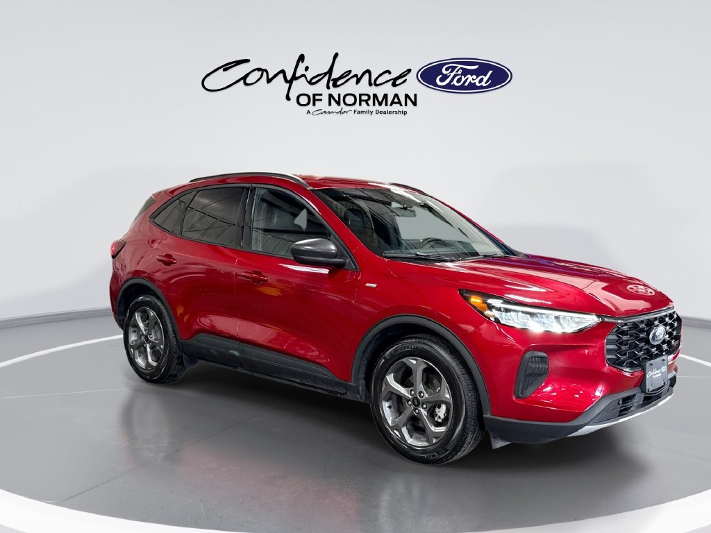Certified 2025 Ford Escape ST-Line FWD image 11