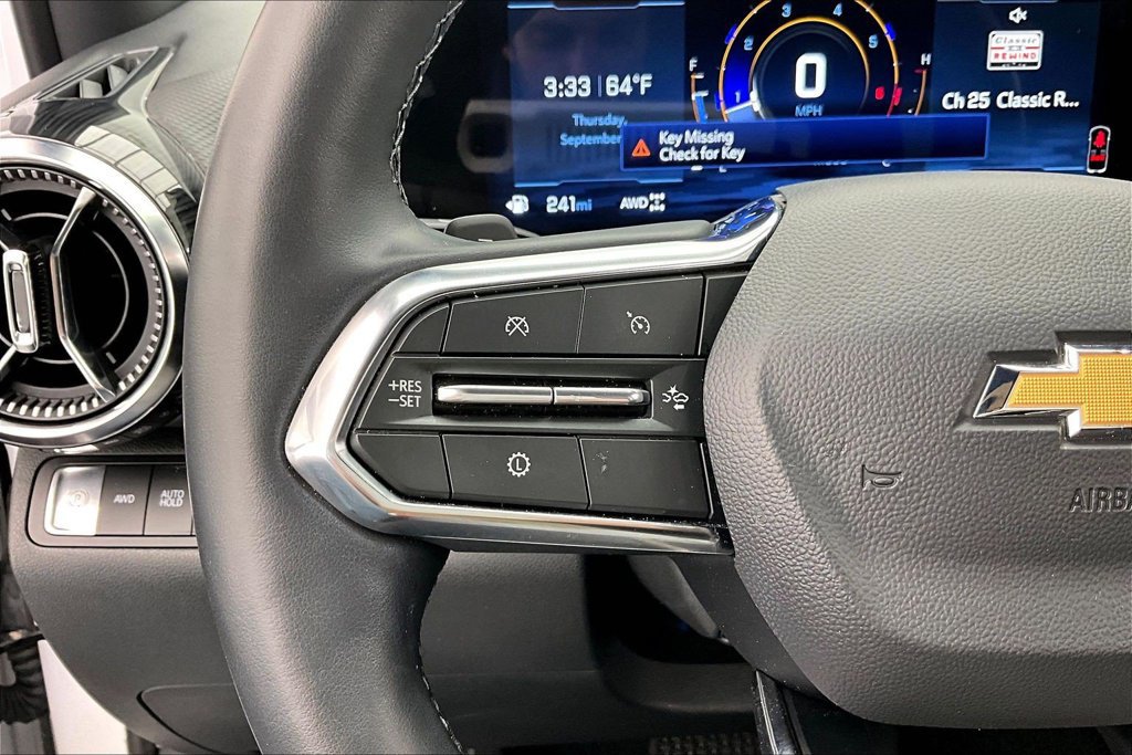 Used 2026 Chevrolet Equinox LT AWD/4WD image 18