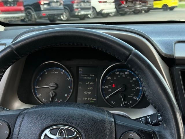 Used 2017 Toyota RAV4 XLE AWD/4WD image 21