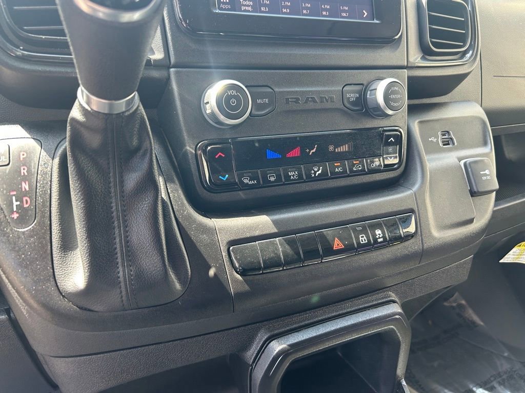 Used 2023 RAM ProMaster 2500 w/ Convenience Group image 31