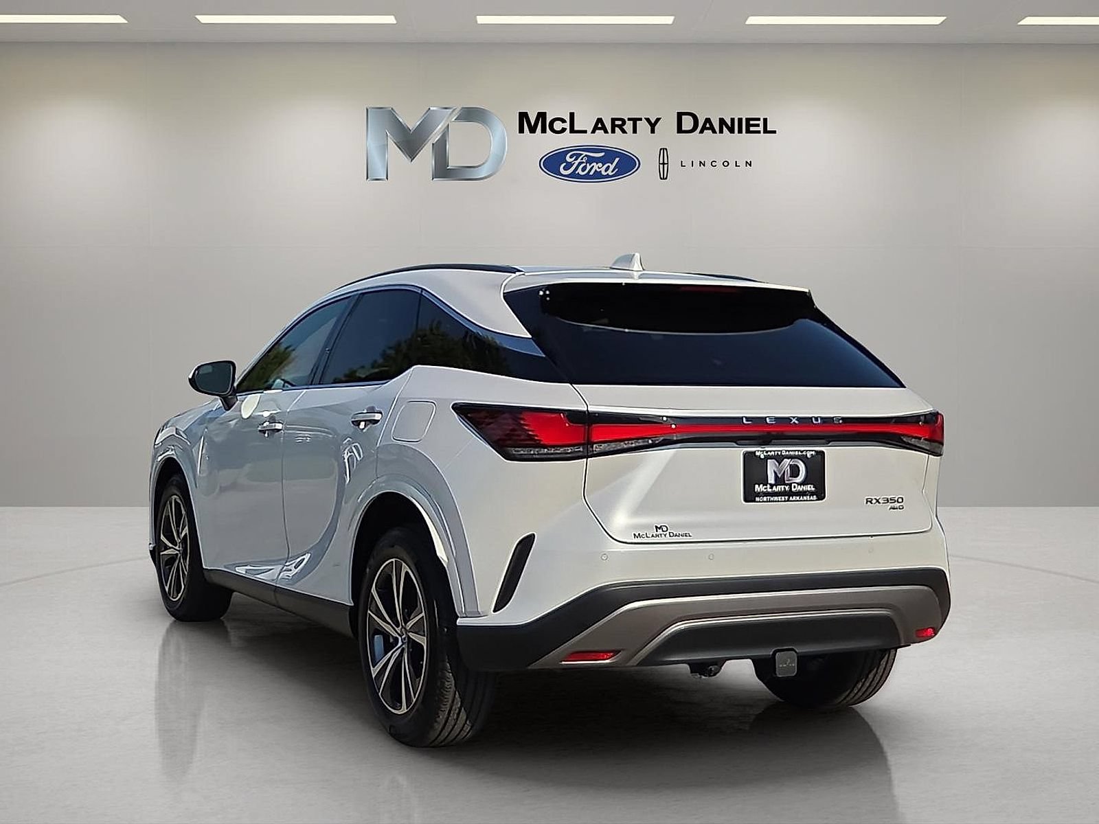 Used 2024 Lexus RX 350 Premium w/ Convenience Package AWD/4WD image 4