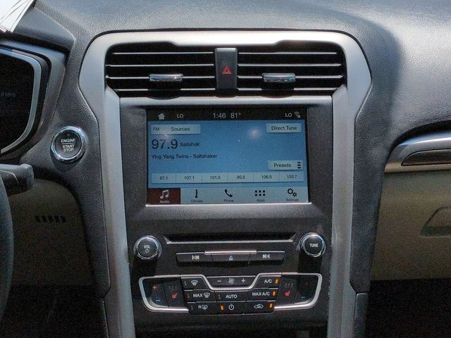 Certified 2018 Ford Fusion SE w/ Fusion SE Technology Package FWD image 21