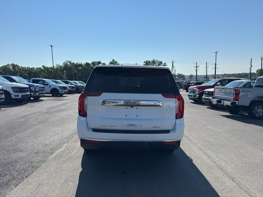 Used 2022 GMC Yukon XL SLT w/ SLT Premium Package AWD/4WD image 6