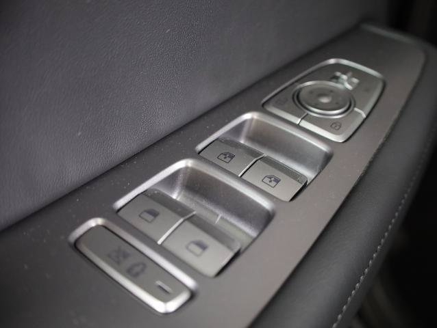 Used 2023 Hyundai Palisade Limited AWD/4WD image 39