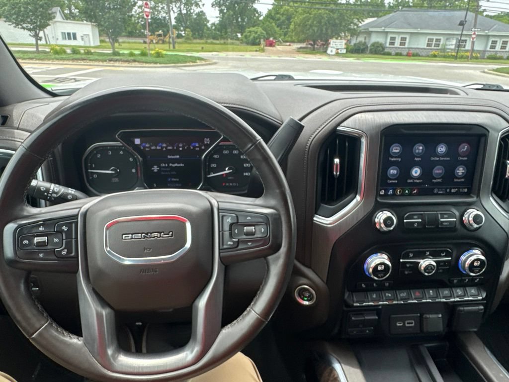 Used 2023 GMC Sierra 2500 Denali w/ Denali Ultimate Package AWD/4WD image 16