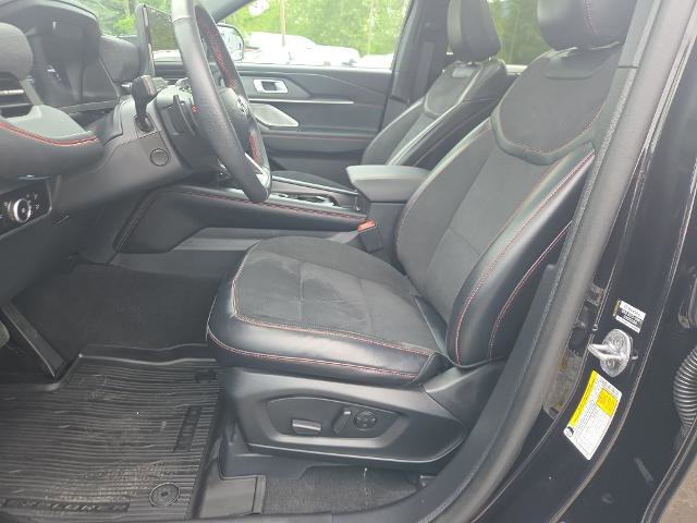 Certified 2025 Ford Explorer ST AWD/4WD image 16