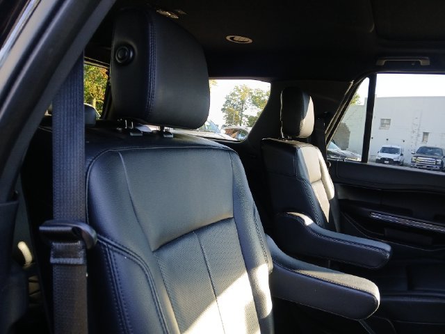 Certified 2020 Ford Expedition XLT w/ Equipment Group 202A AWD/4WD image 41