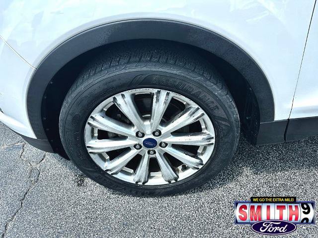 Certified 2017 Ford Escape Titanium FWD image 10