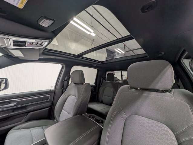 Used 2025 RAM 1500 Big Horn AWD/4WD image 17